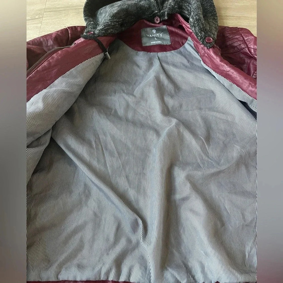 VANITY WOMEN'S RED FAUX LEATHER JACKET - Picture 6 of 9